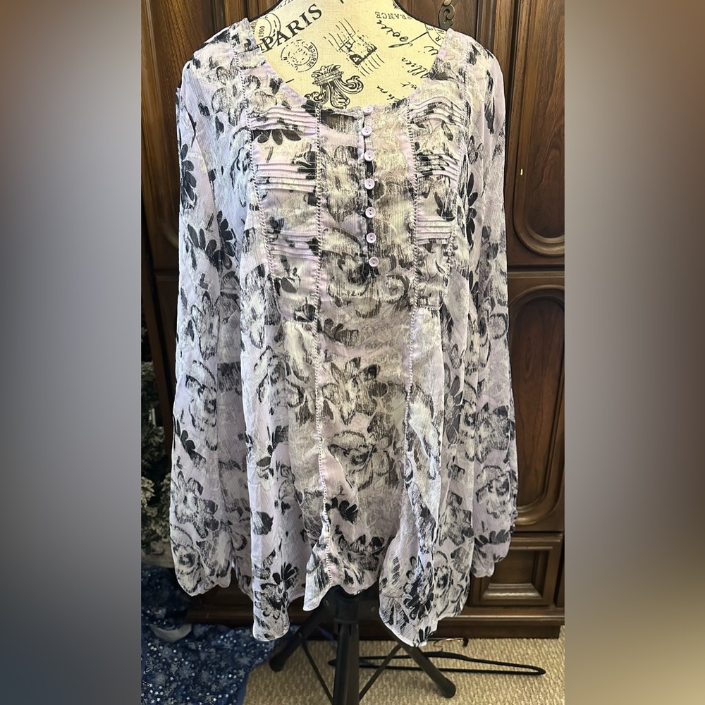 Calvin Klein Jeans Lavender Floral Blouse